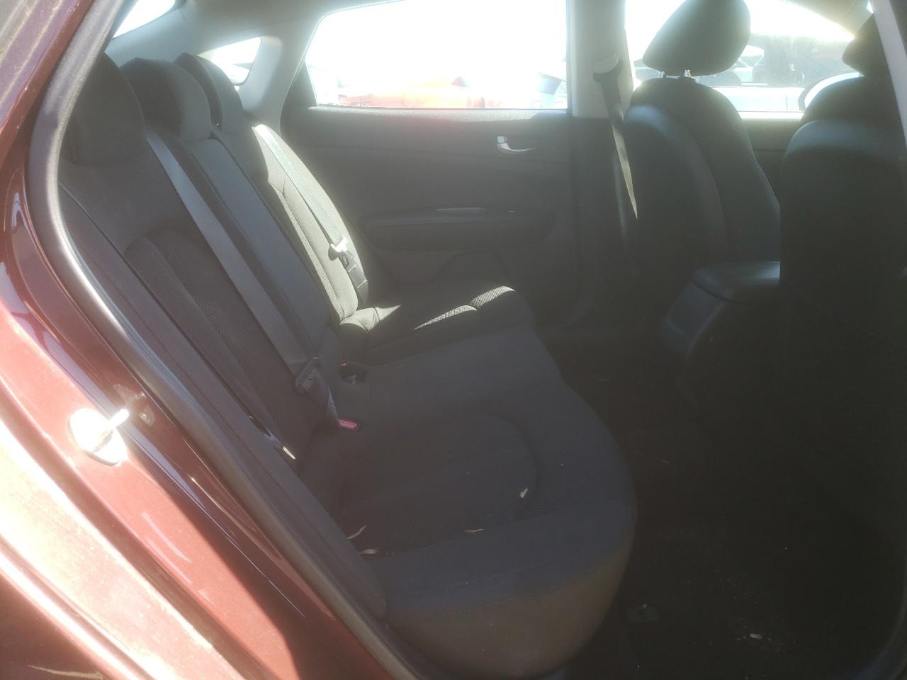 Kia Optima Lx Image 11