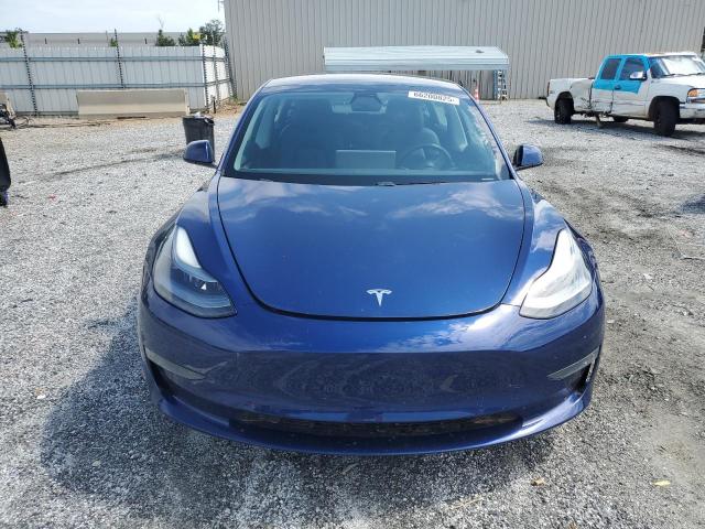 Tesla Model 3 Image 6