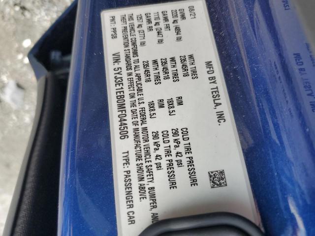 Tesla Model 3 Image 12