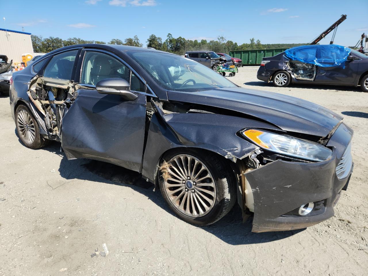 Ford Fusion Titanium Image 10