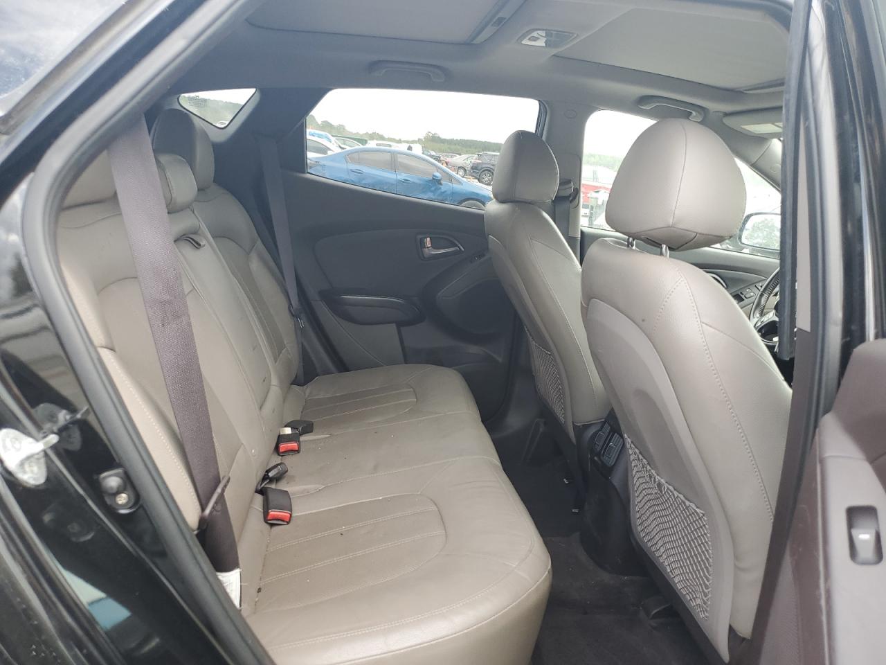 Hyundai TUCSON Gls Image 11