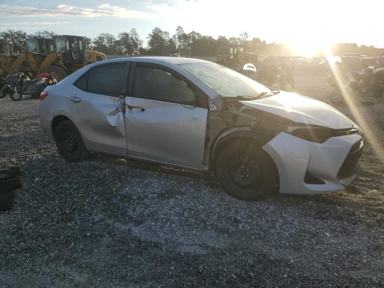 Toyota Corolla L Image 12