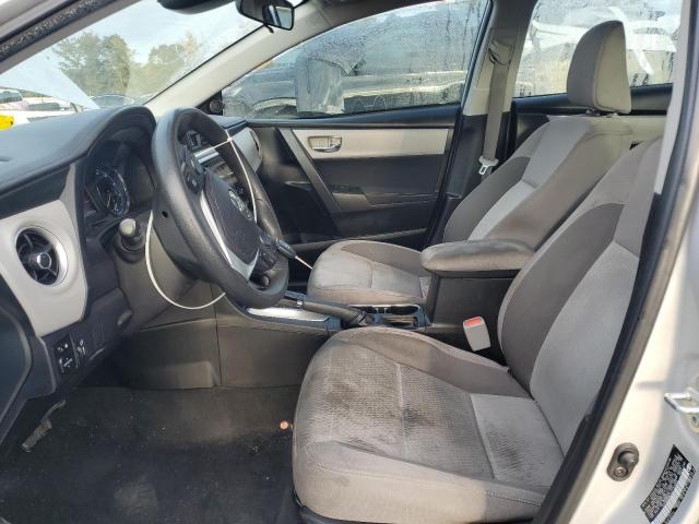 Toyota Corolla L Image 2