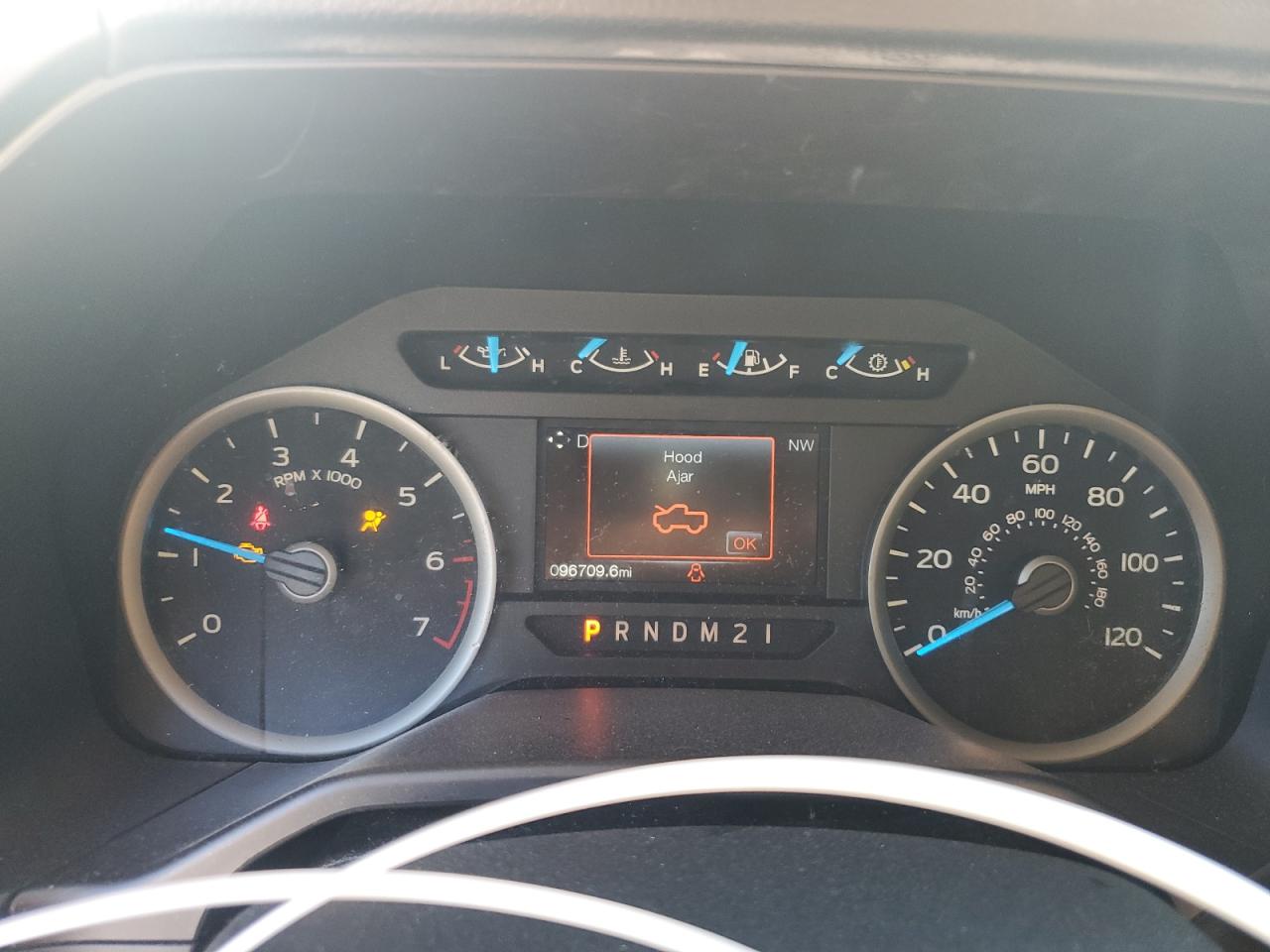 Ford F-150 Supercrew Image 8