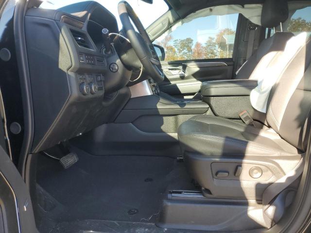 Chevrolet Suburban K1500 Z71 Image 12