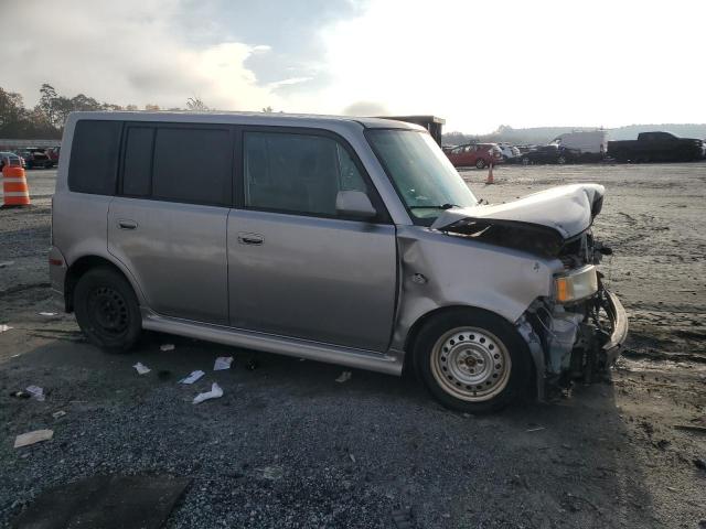 Toyota Scion Xb Image 7