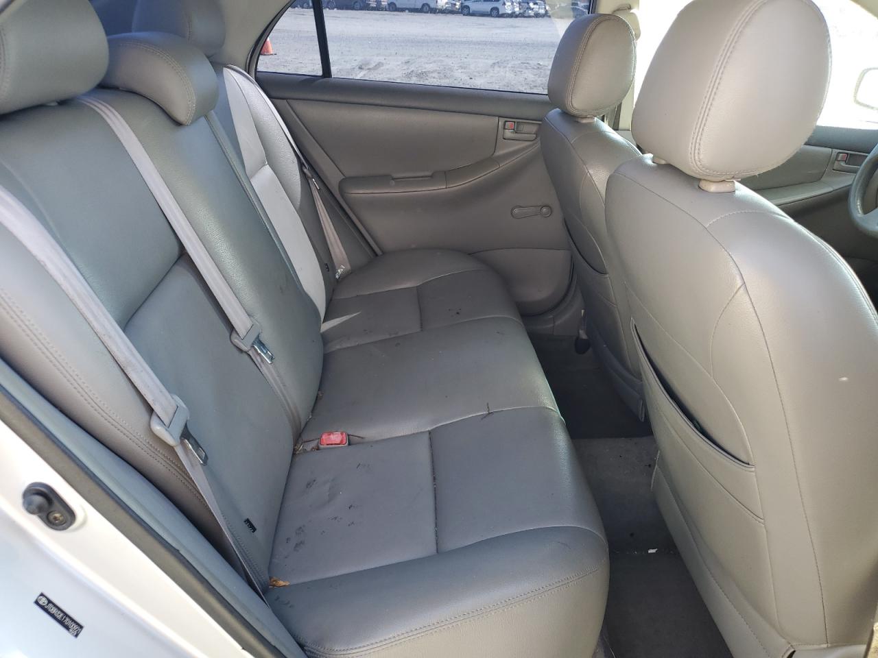 Toyota Corolla Ce Image 12