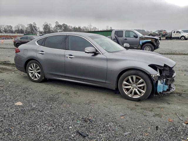 INFINITI Q70 3.7 Image 10