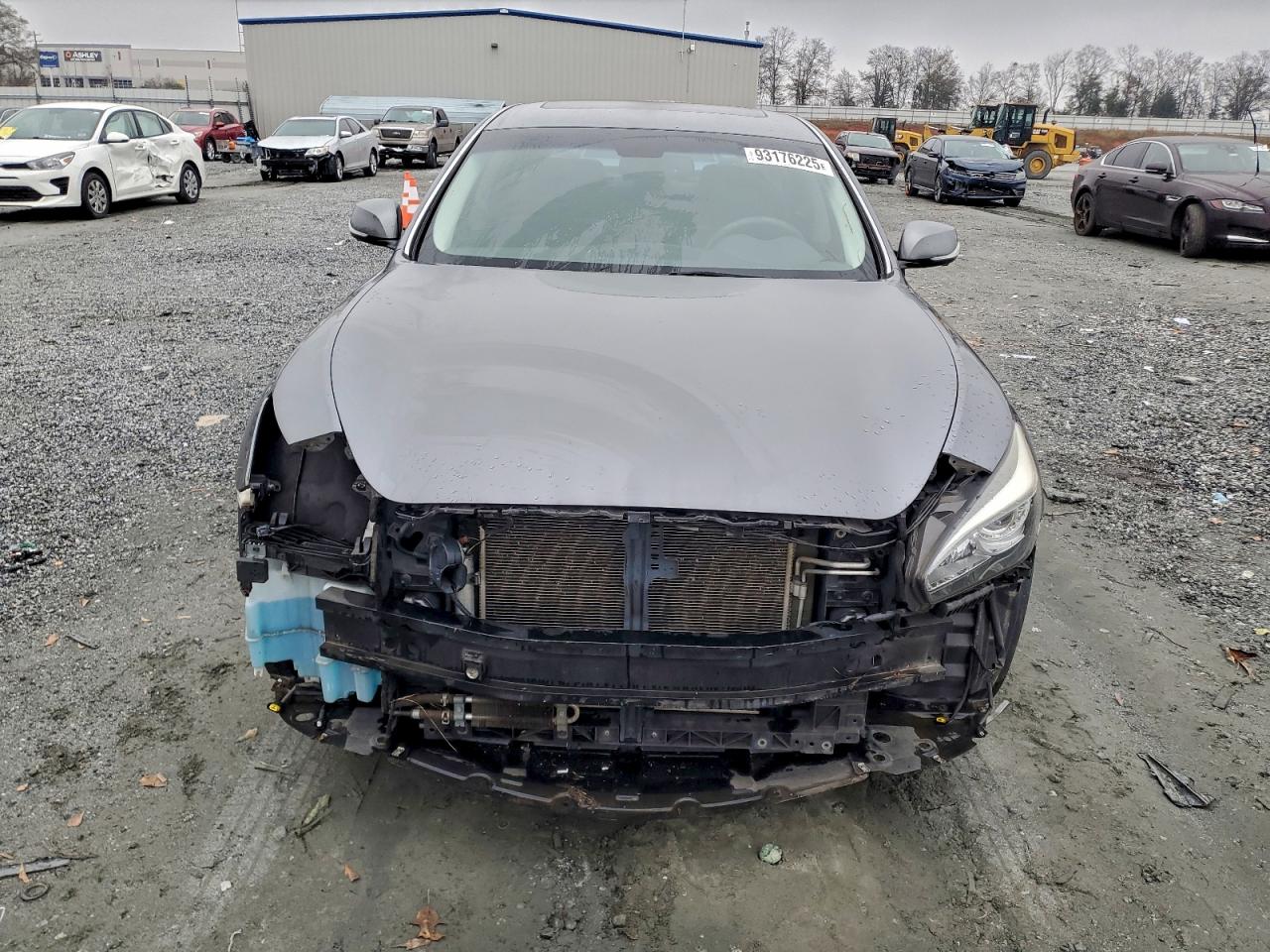 INFINITI Q70 3.7 Image 6