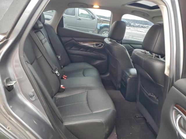 INFINITI Q70 3.7 Image 8