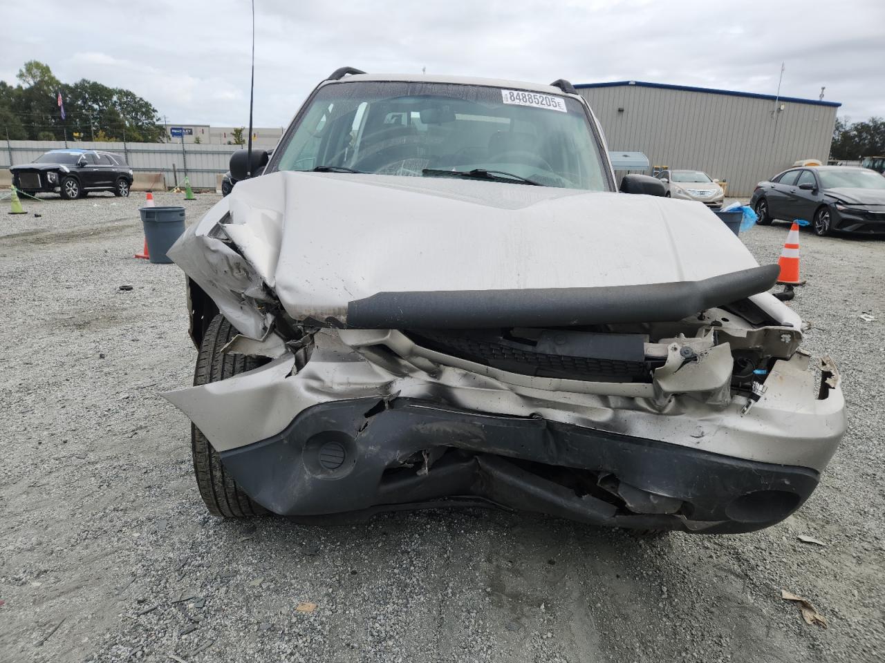 Ford Explorer Image 5