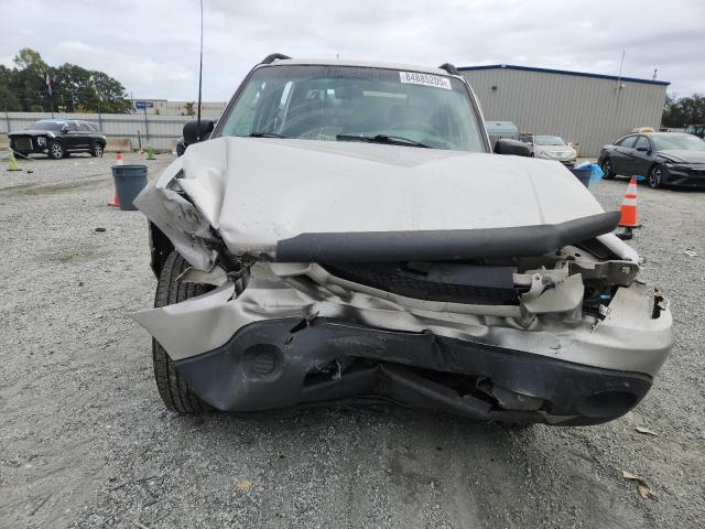 Ford Explorer Image 5