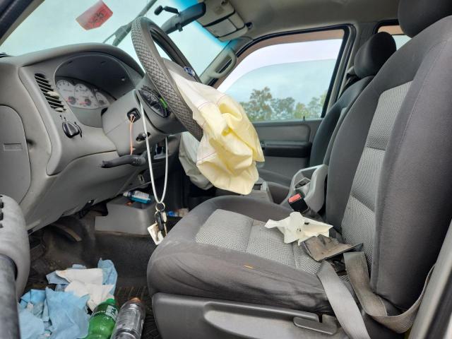 Ford Explorer Image 10