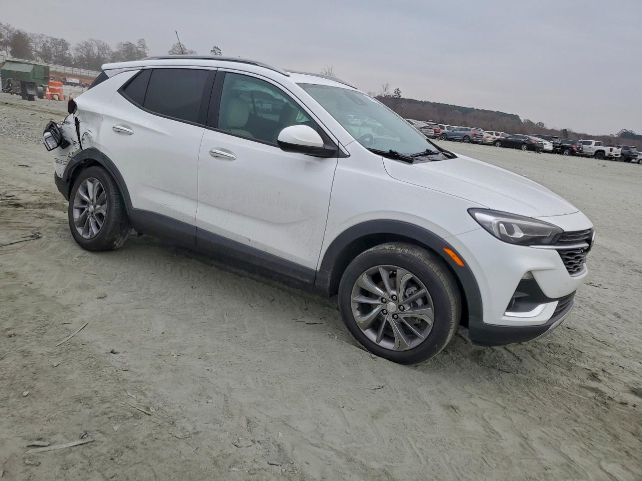 Buick Encore Essence Image 10