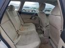 Subaru Outback 2.5i Image 11