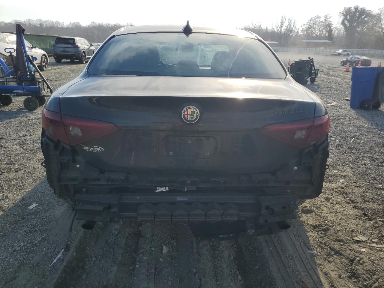 Alfa Romeo Giulia Image 7