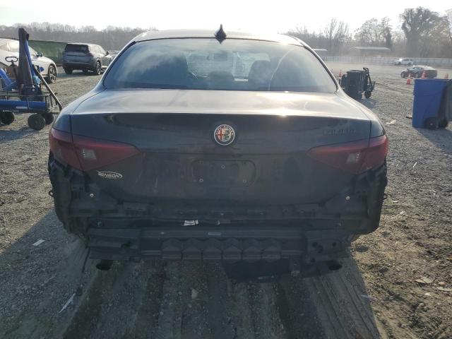 Alfa Romeo Giulia Image 7