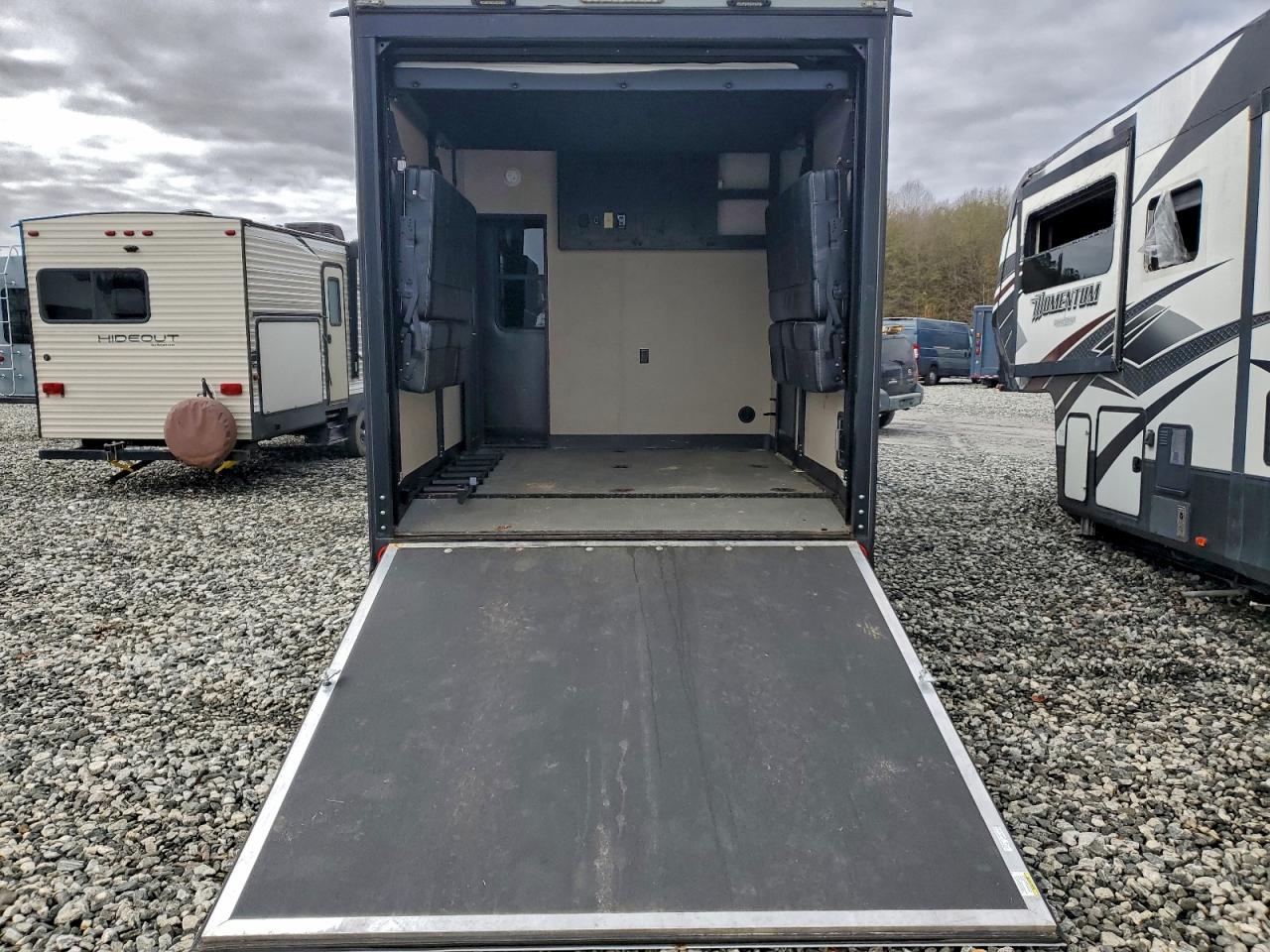 Keystone Springdale Image 8