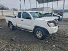 Toyota Tacoma Prerunner Access Cab Image 12