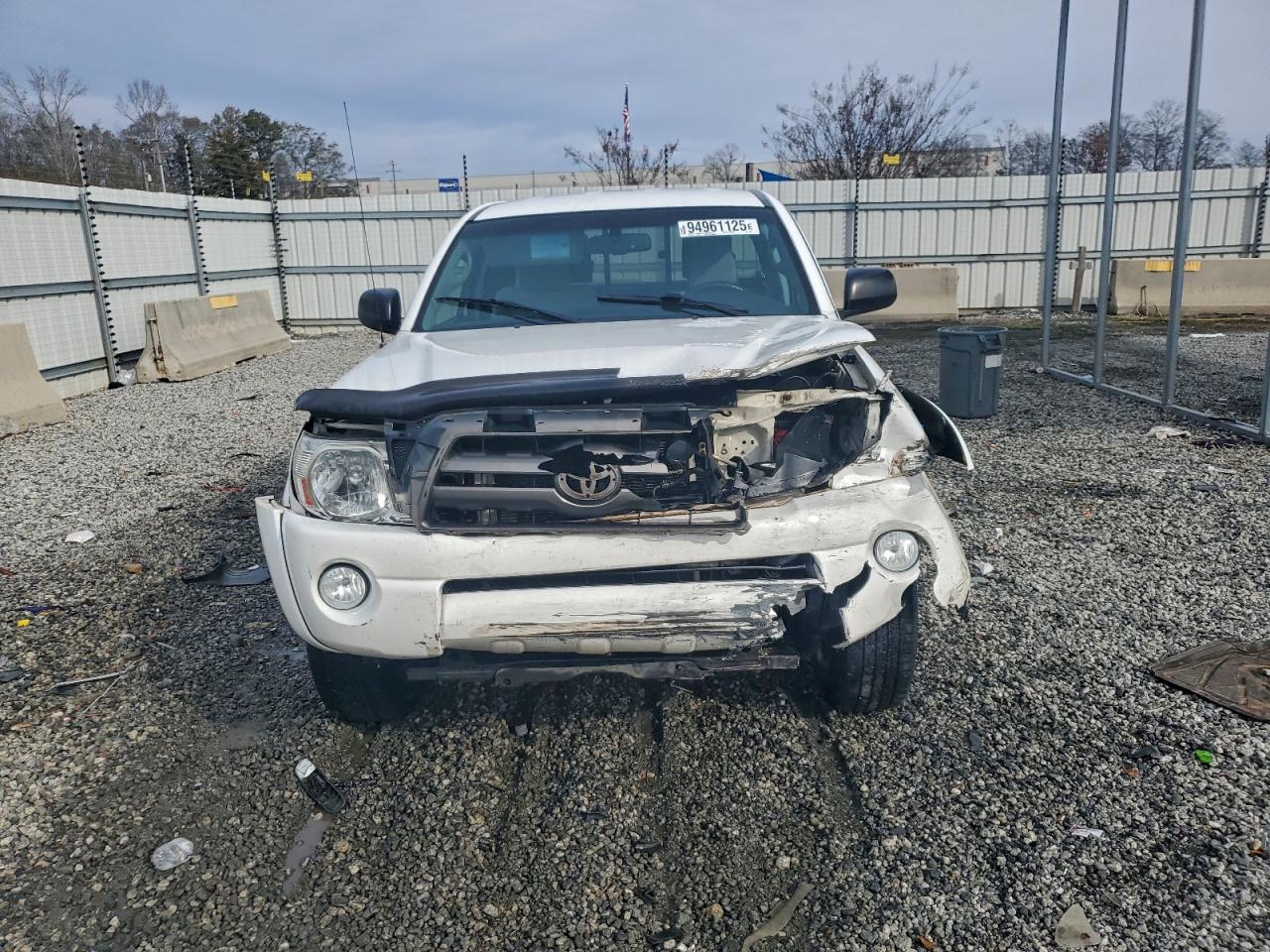 Toyota Tacoma Prerunner Access Cab Image 5
