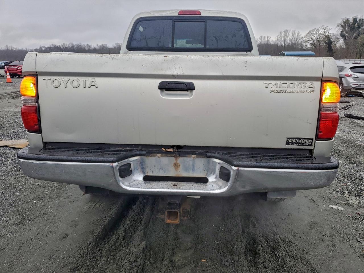 Toyota Tacoma Double Cab Prerunner Image 3