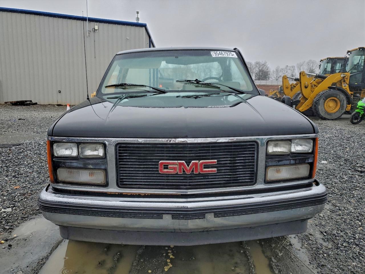 GMC G-series C1500 Image 3