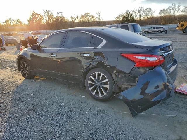 Nissan Altima 2.5 Image 5