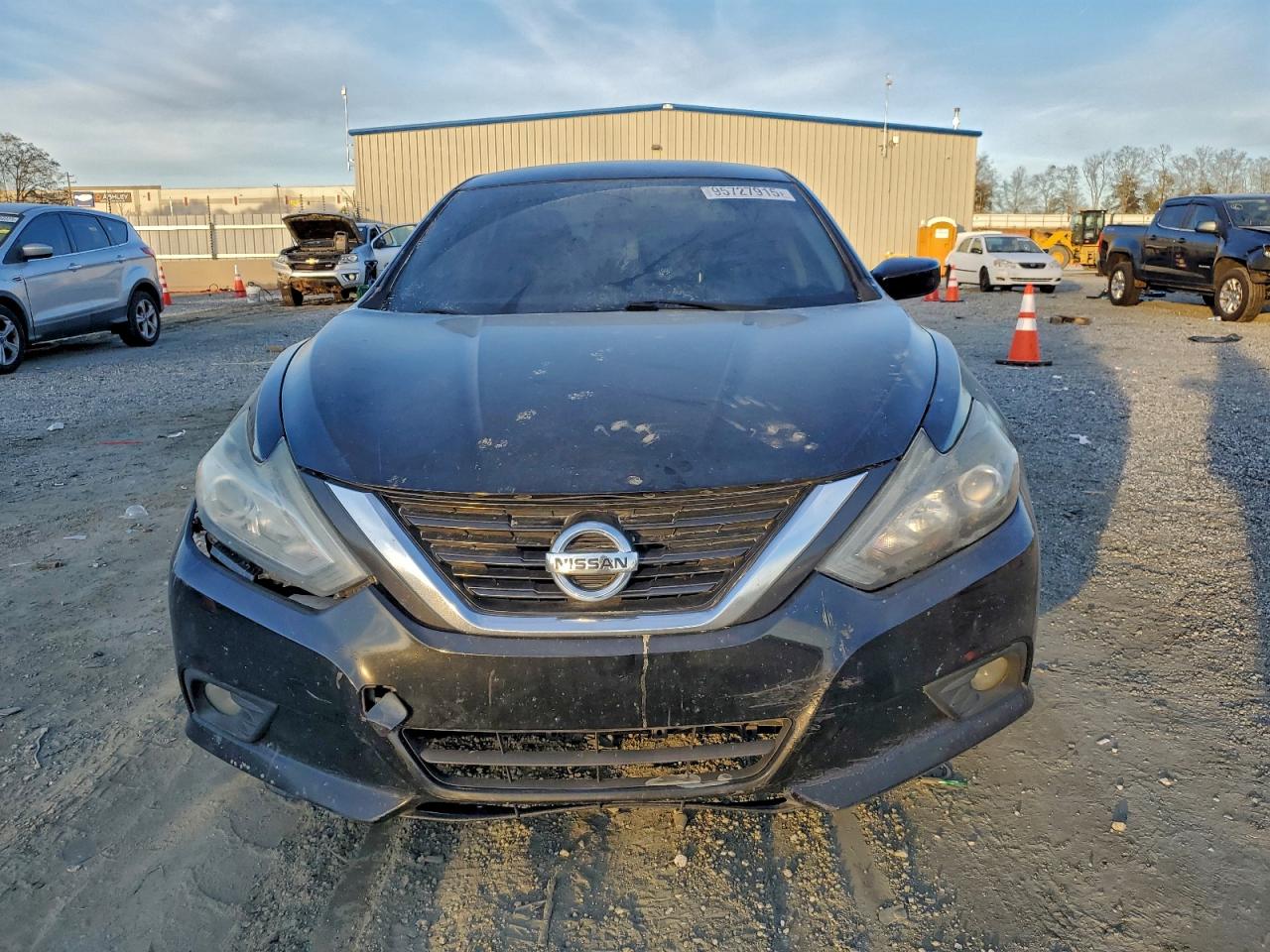 Nissan Altima 2.5 Image 6