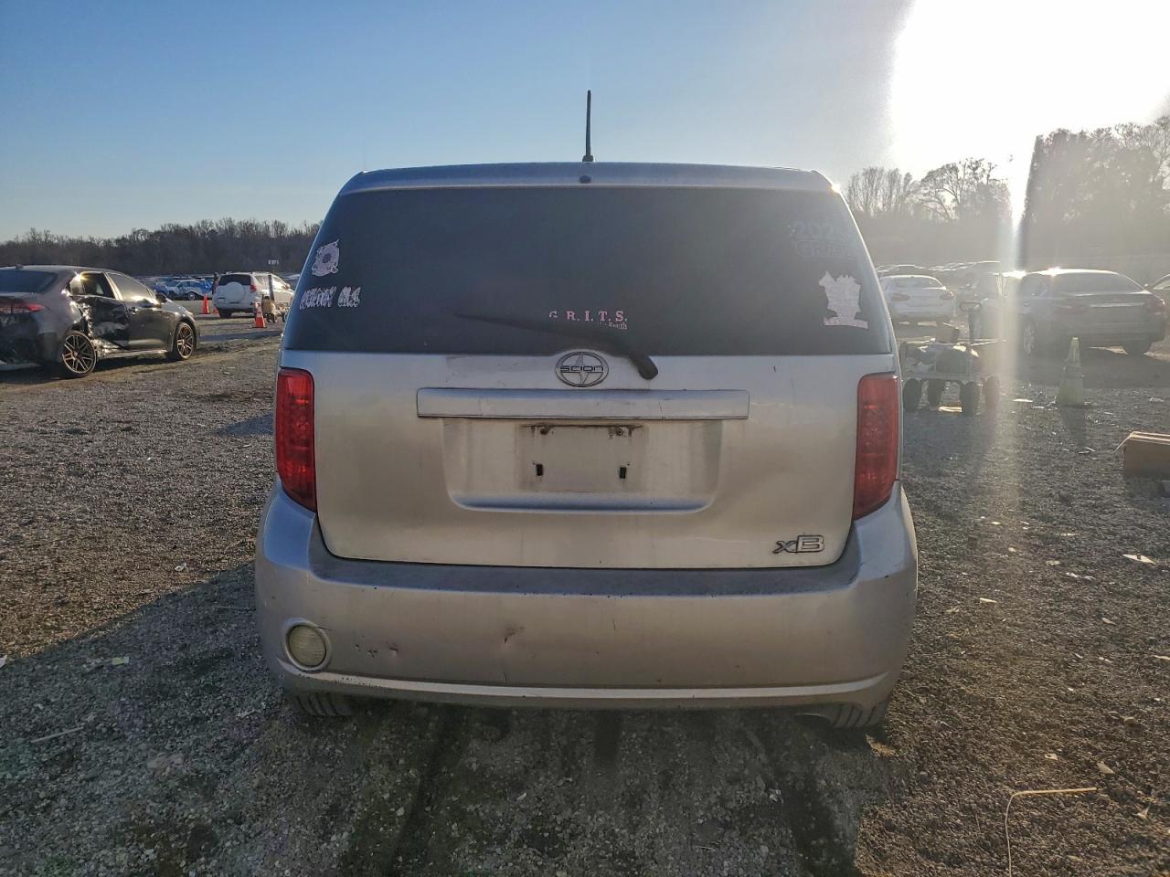 Toyota Scion Xb Image 10