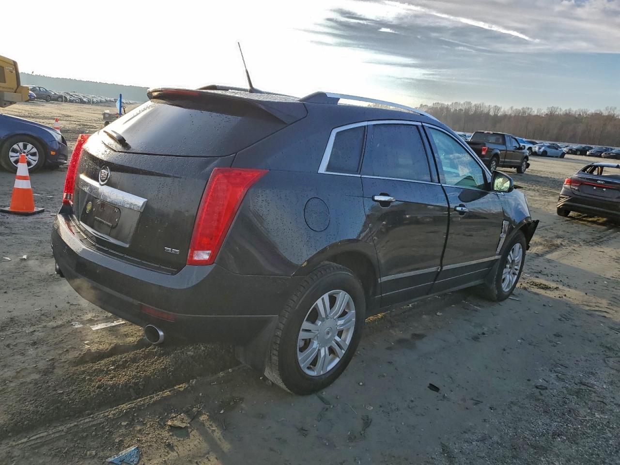 Cadillac SRX Luxury Collection Image 4