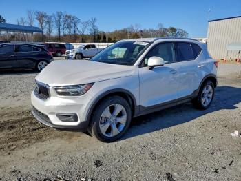  Salvage Volvo XC40