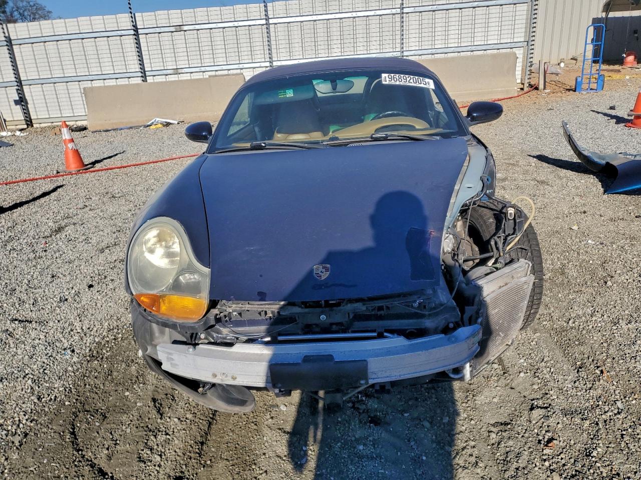 Porsche Boxster Image 13