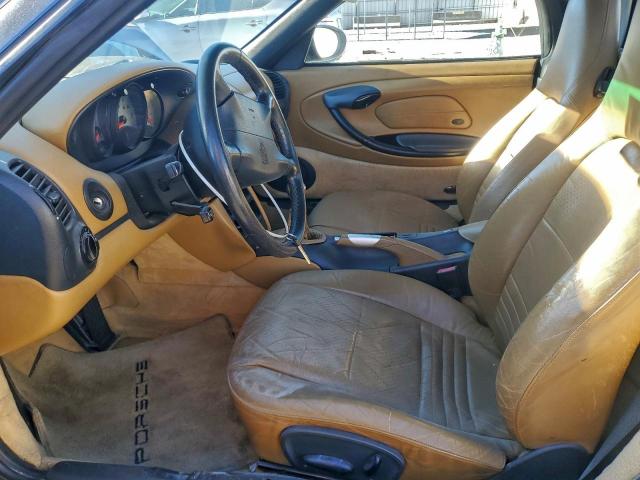 Porsche Boxster Image 6