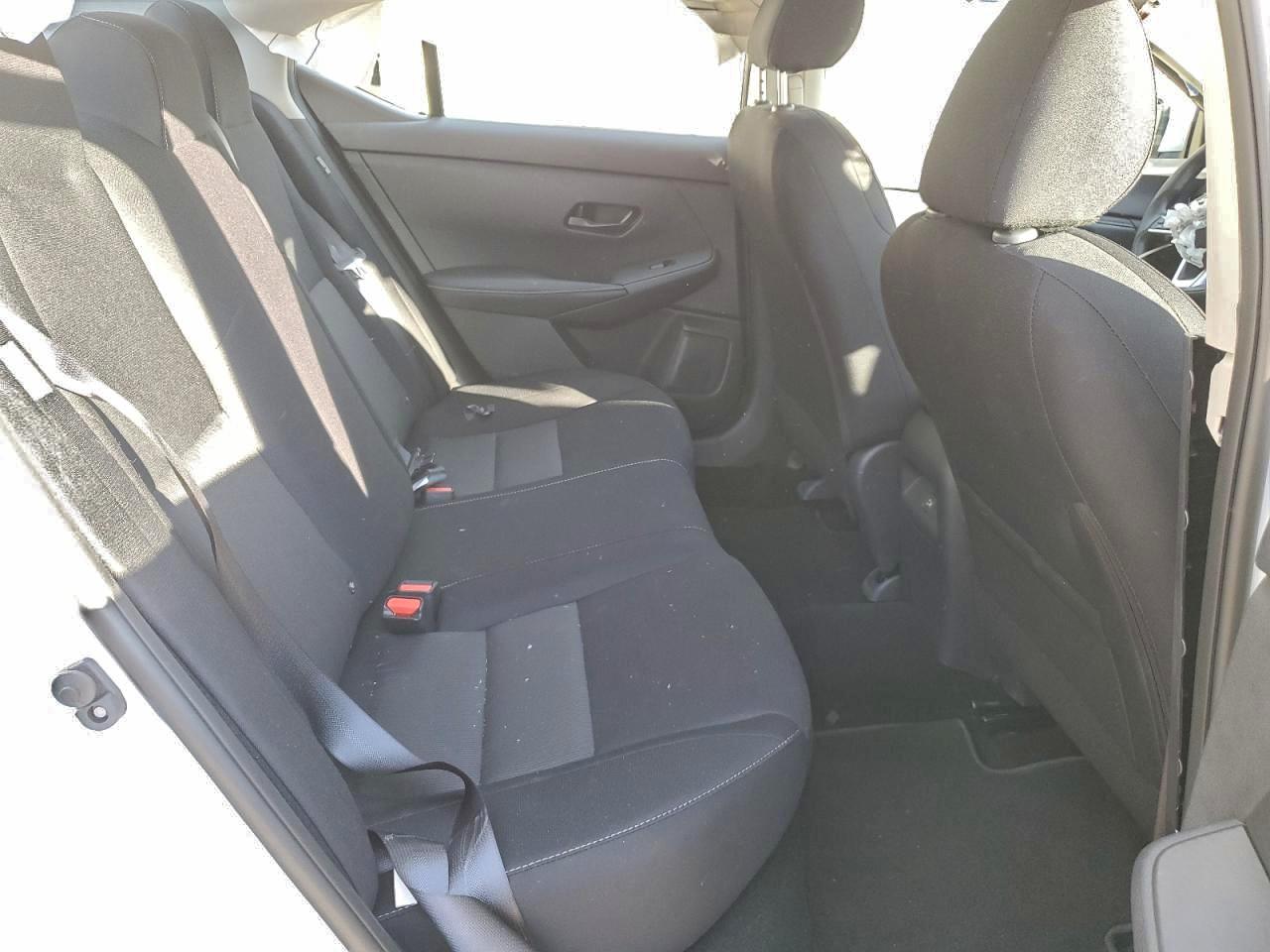 Nissan Sentra Sv Image 11