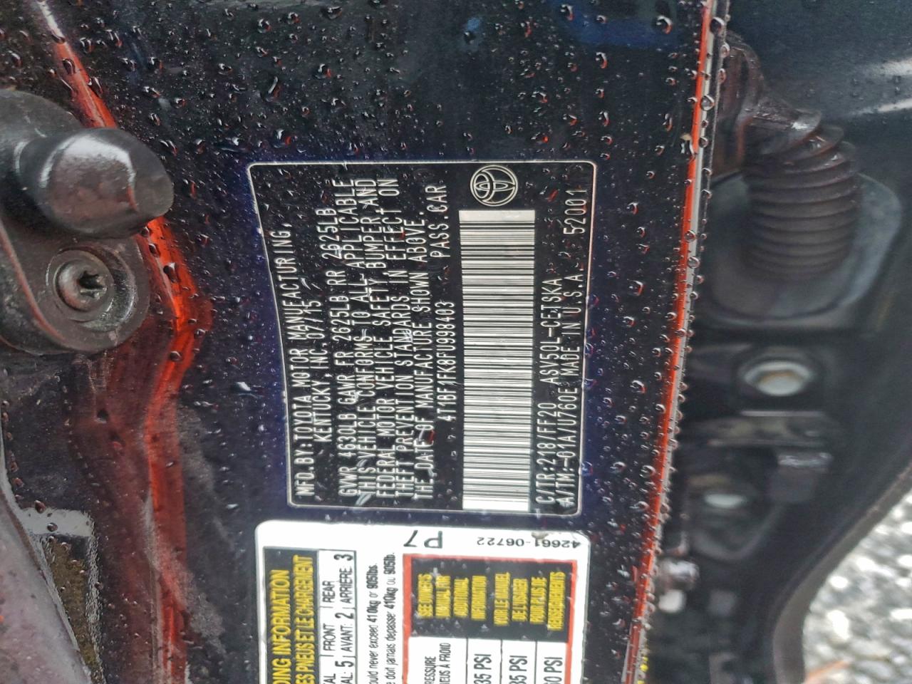 Toyota Camry Le Image 4