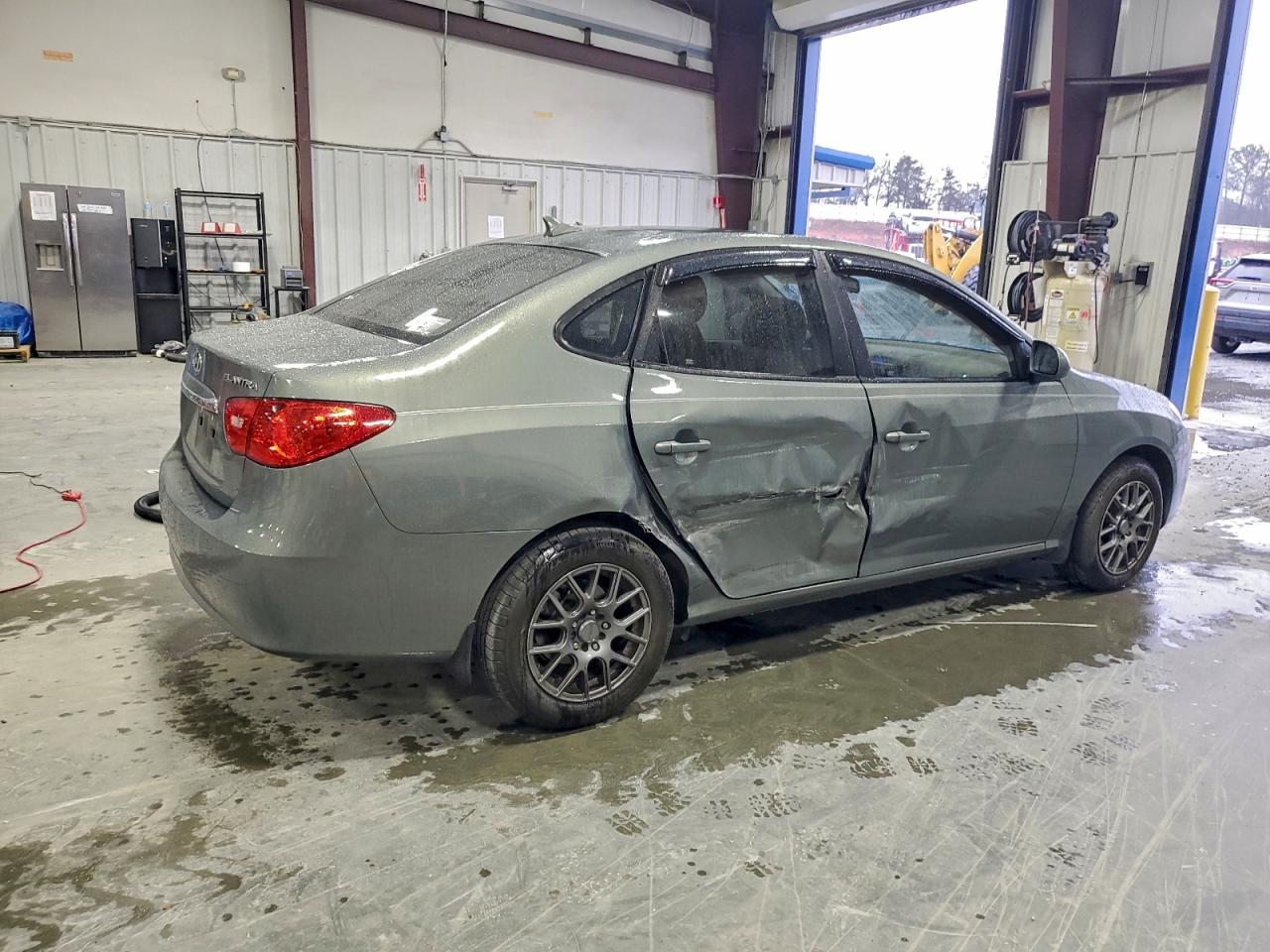 Hyundai ELANTRA Blue Image 9