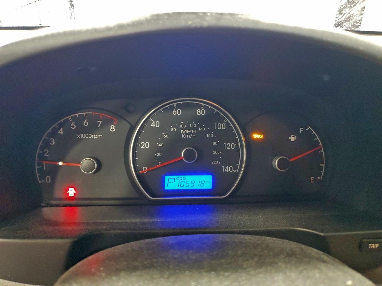 Hyundai ELANTRA Blue Image 10