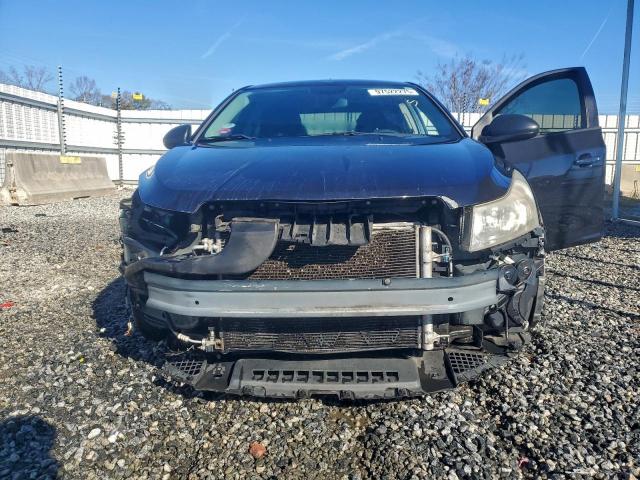 Chevrolet Cruze Ls Image 3