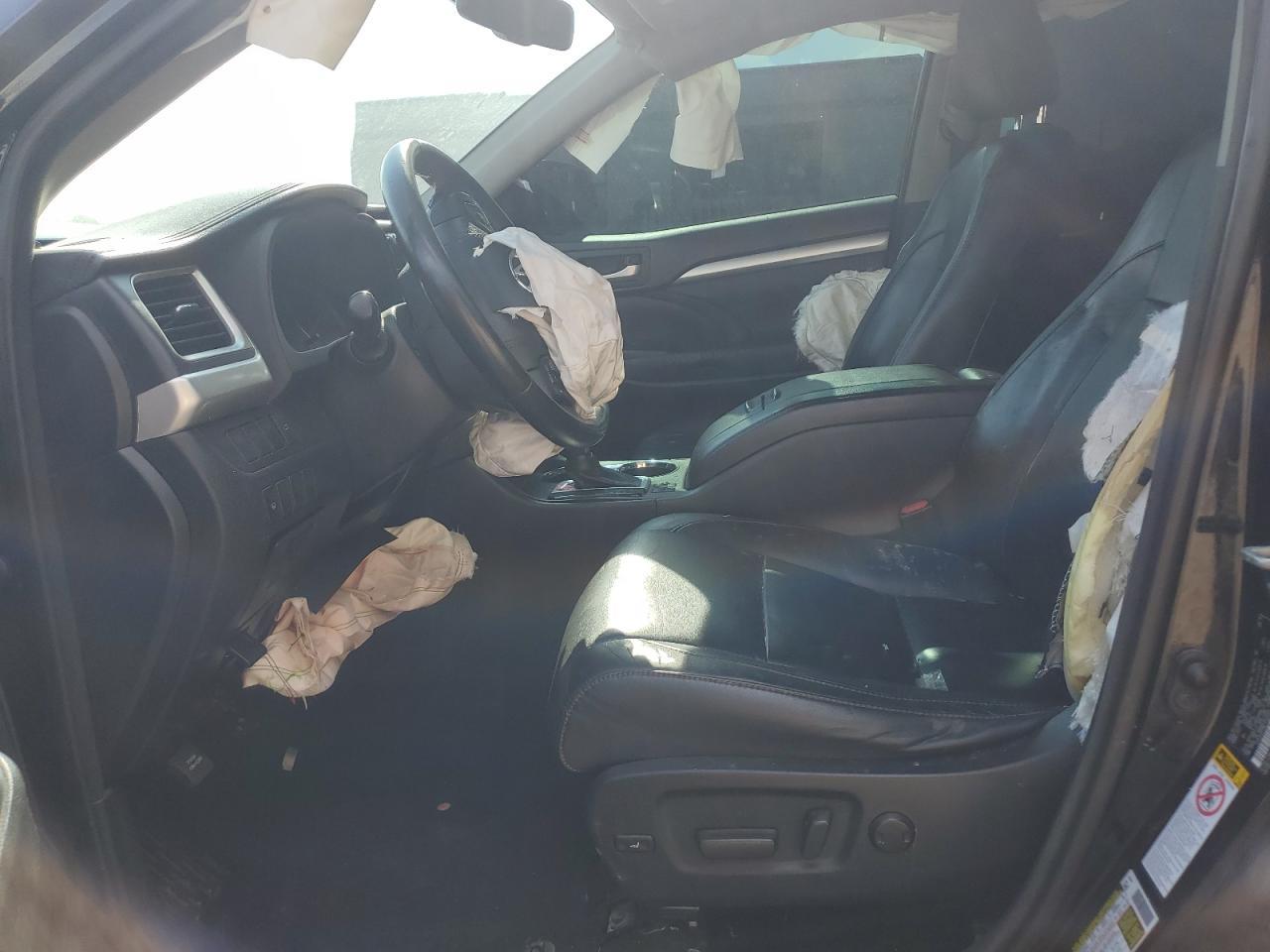 Toyota Highlander Xle Image 11