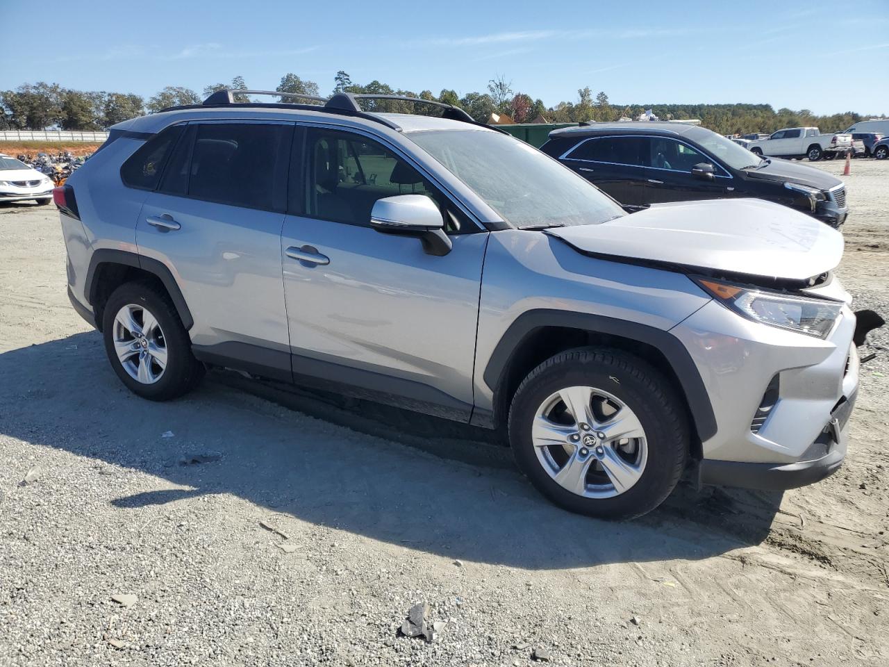 Toyota RAV4 Xle Image 7