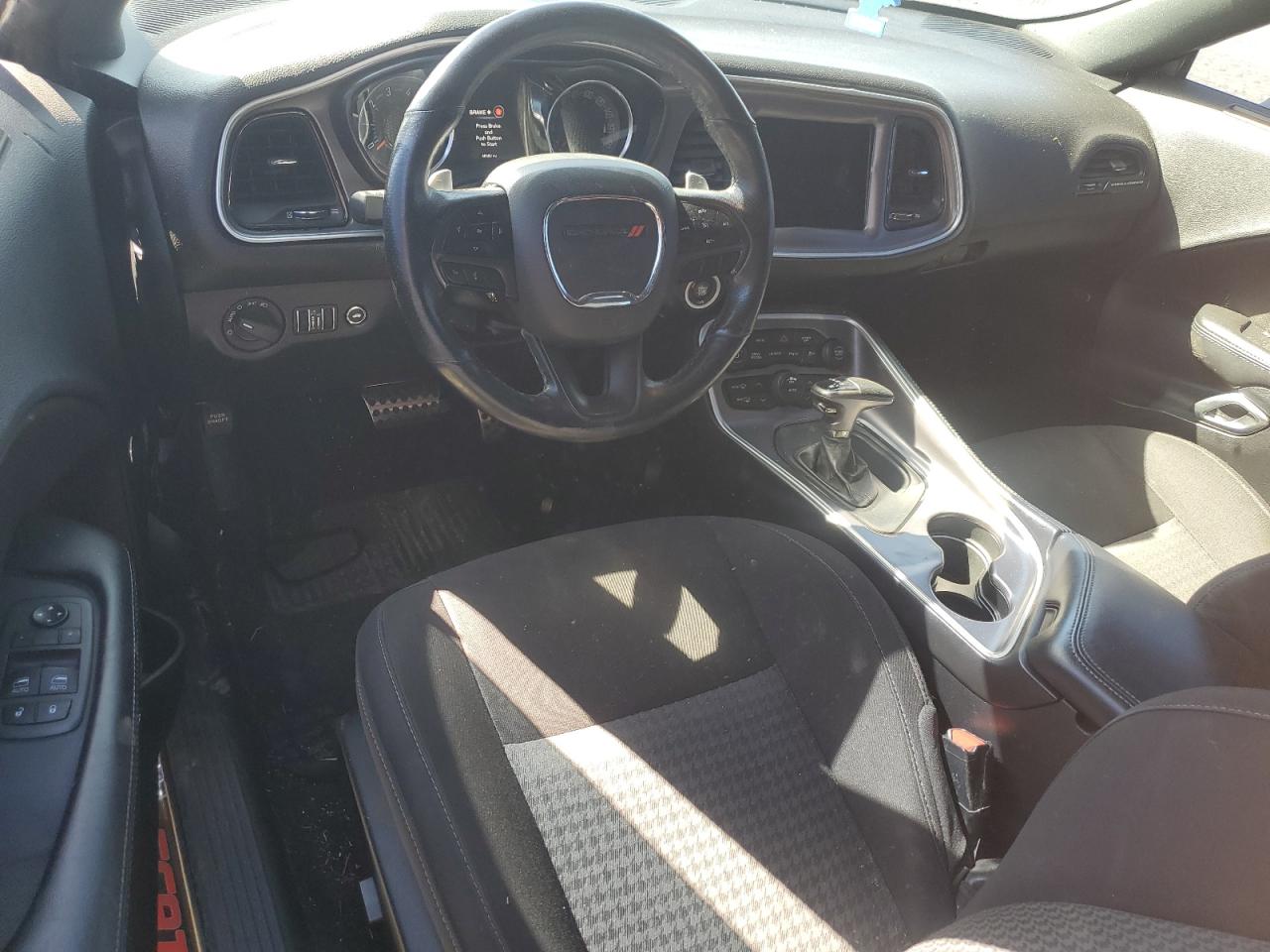 Dodge Challenger R/t Scat Pack Image 7