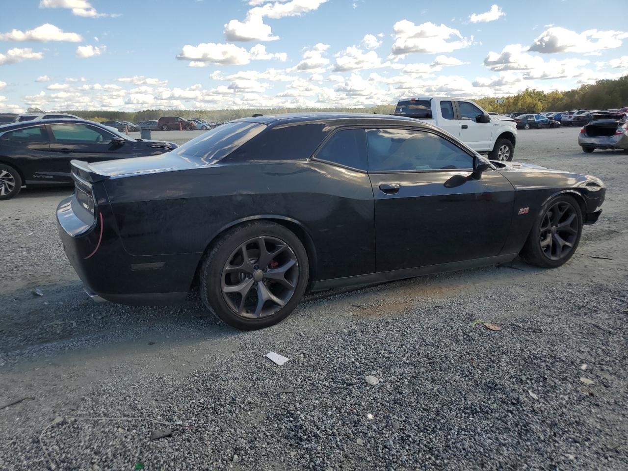 Dodge Challenger R/t Image 6