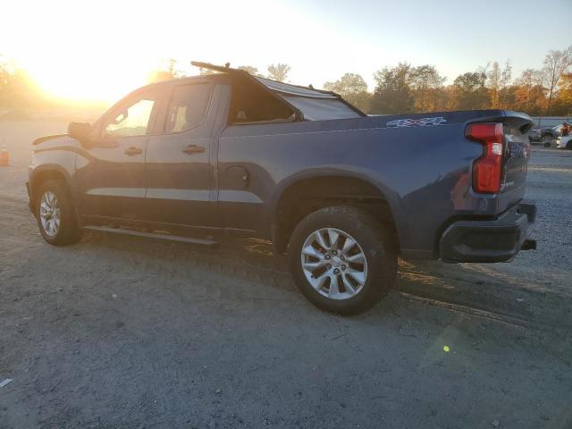 Chevrolet Silverado K1500 Custom Image 3