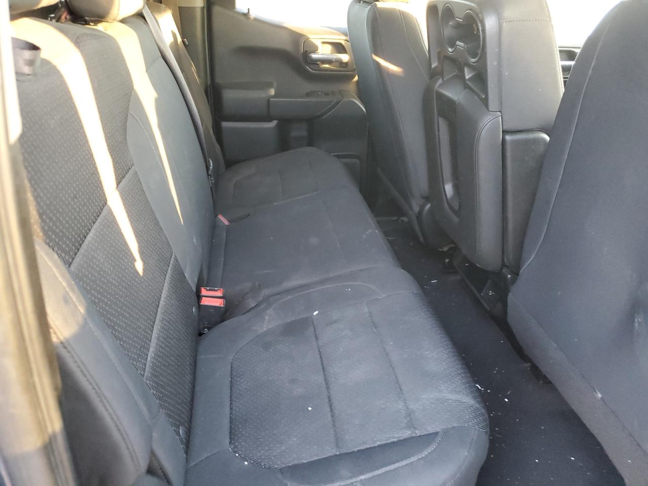 Chevrolet Silverado K1500 Custom Image 8