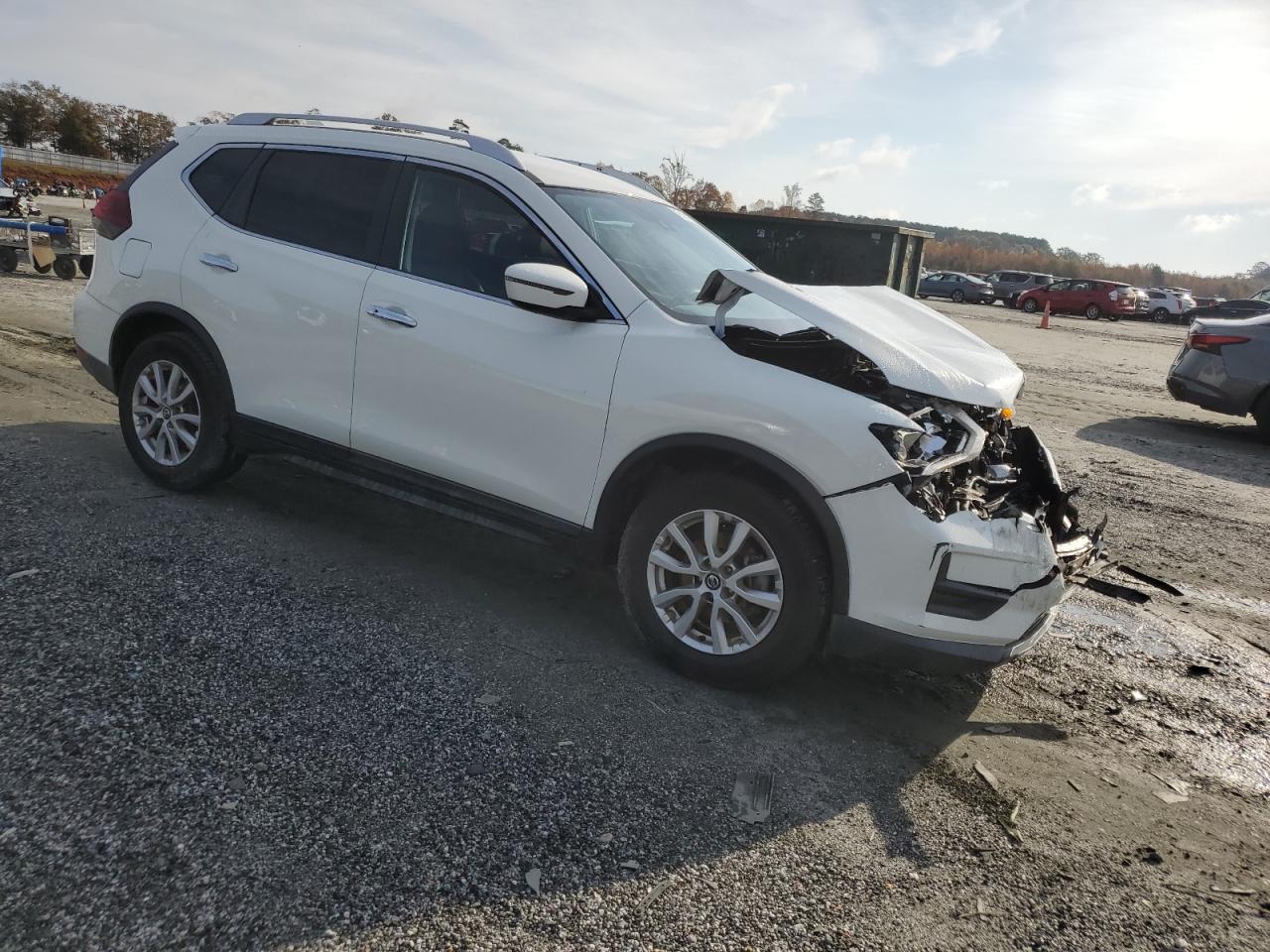 Nissan Rogue S Image 5