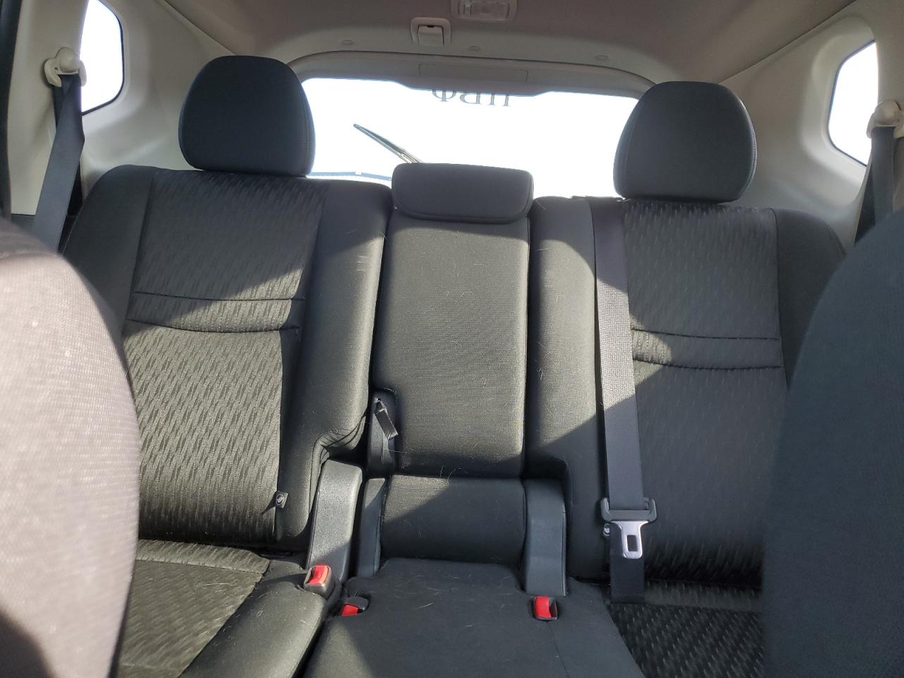 Nissan Rogue S Image 13