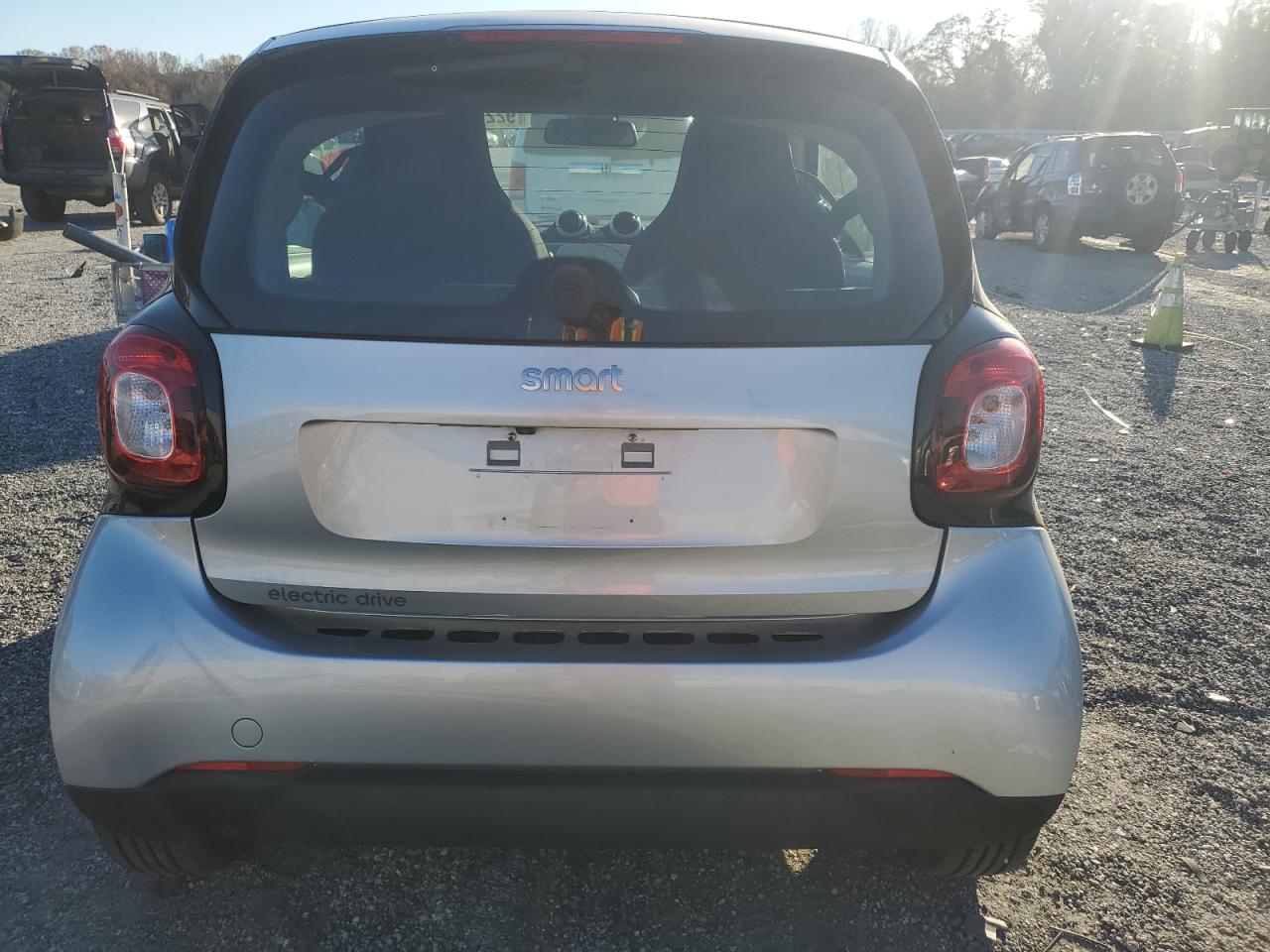 Smart fortwo Image 13