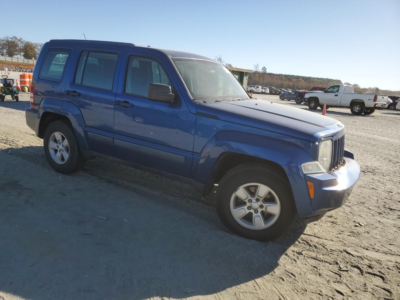 Jeep Liberty Sport Image 4