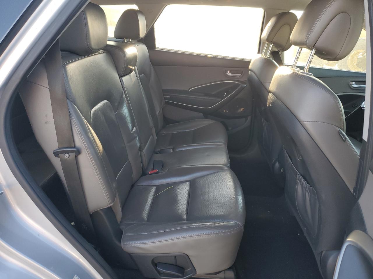 Hyundai SANTA FE Se Ultimate Image 9