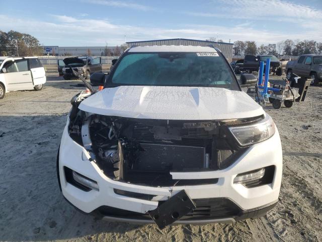 Ford Explorer Xlt Image 6